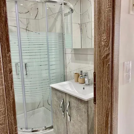 Sunny 1 Bedroom Ханиоти